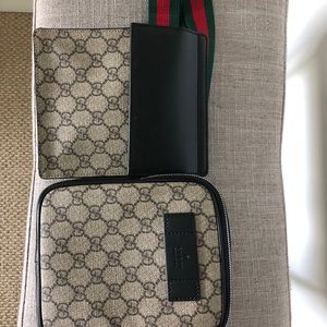 Gucci supreme beltbag